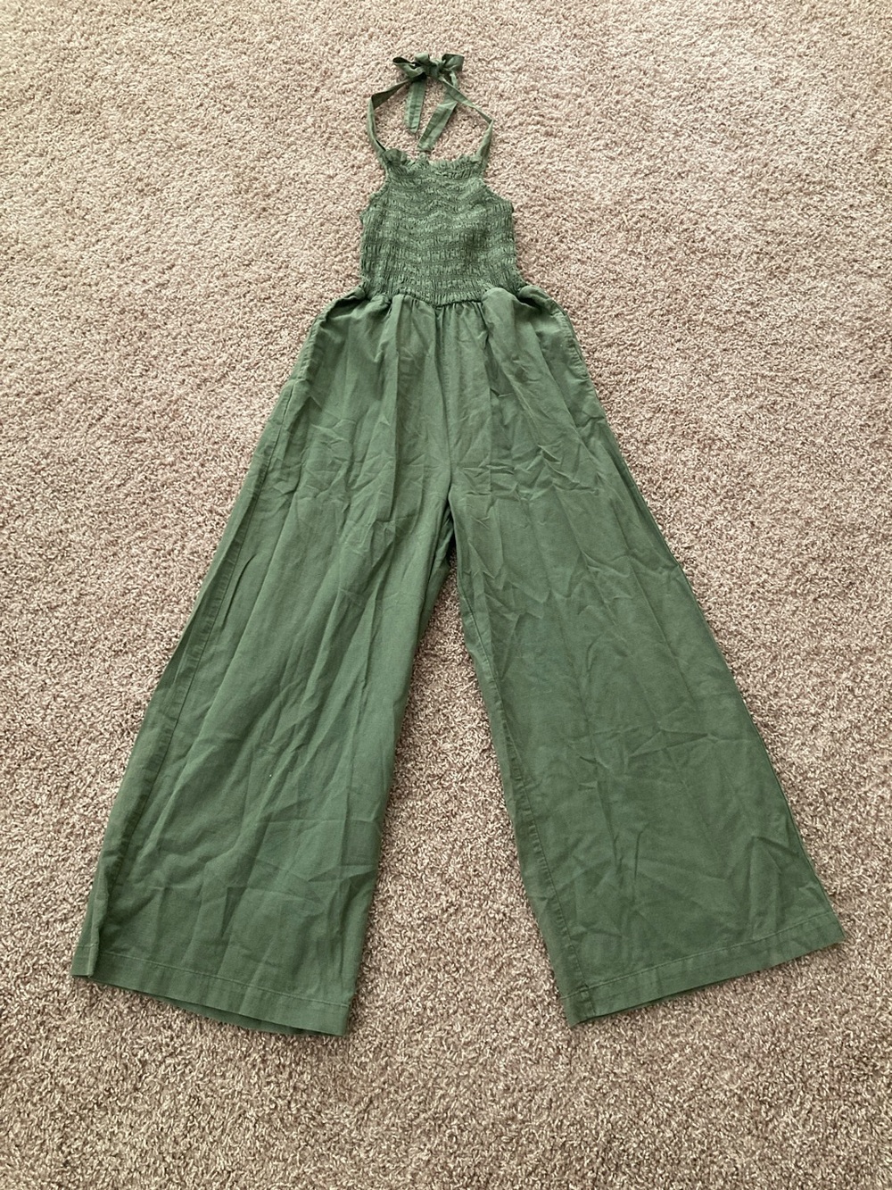 Miou Muse NWT, Smocked Halter Wide-Leg Jumpsuit / Romper in Olive, sz. S